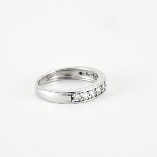 Bague 49 Bague en Or Blanc & diamants 58 Facettes