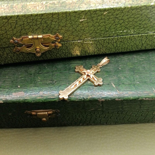 Pendentif Pendentif croix religieuse ancienne 58 Facettes 2761