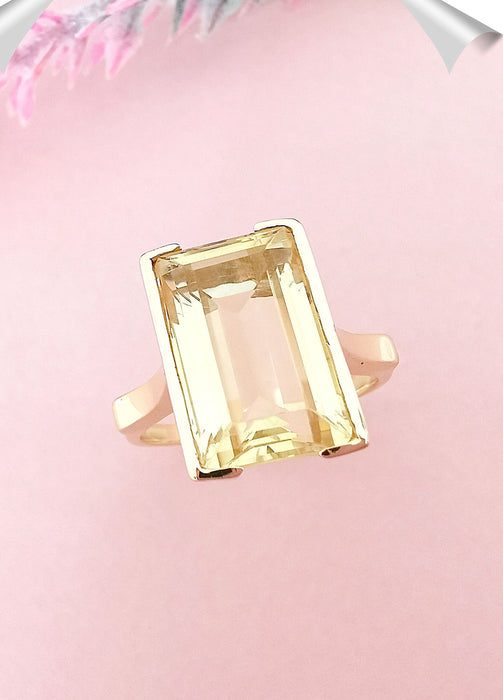 Bague Bague rectangulaire en Or jaune, Citrine 58 Facettes AA 1578