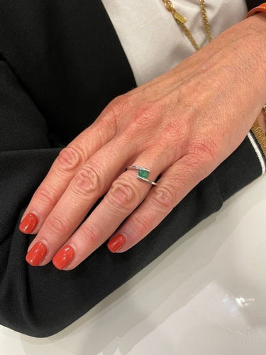 Bague 51 BAGUE MODERNE ÉMERAUDE 58 Facettes 055191