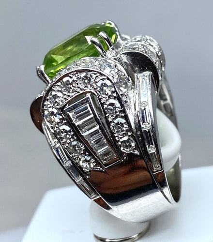 Bague Bague Art Déco Platine diamants et péridot 58 Facettes