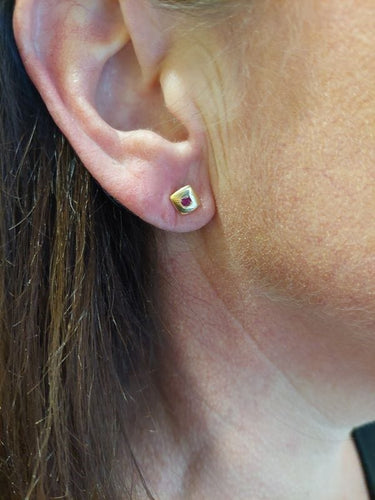 Boucles d'oreilles Boucles d'oreiles or jaune rubis 58 Facettes 081381