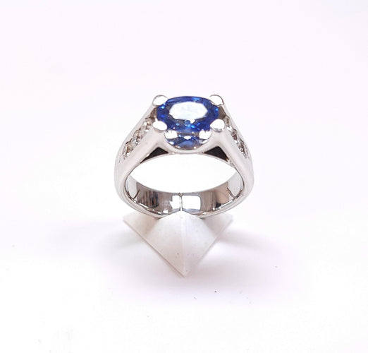 Bague 57 Bague or blanc saphir et diamants 58 Facettes DV.Bag.Saph.Dt