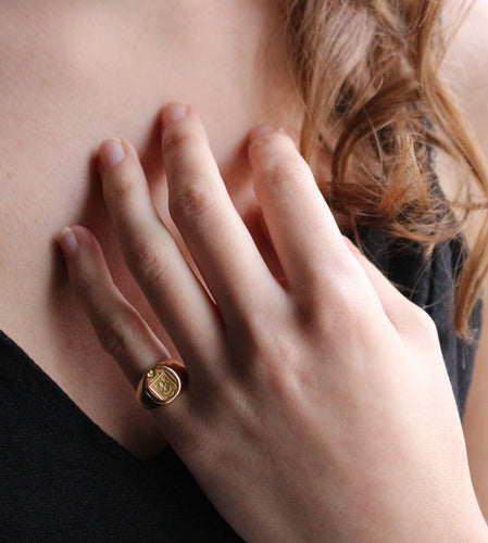 Bague Bague Chevalière Armoriée 58 Facettes 433