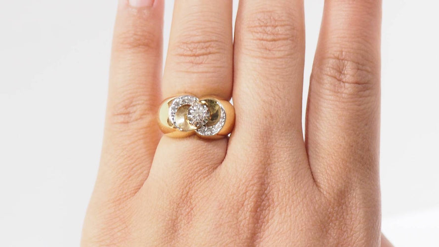 Bague Bague en or jaune et diamants 58 Facettes 23302