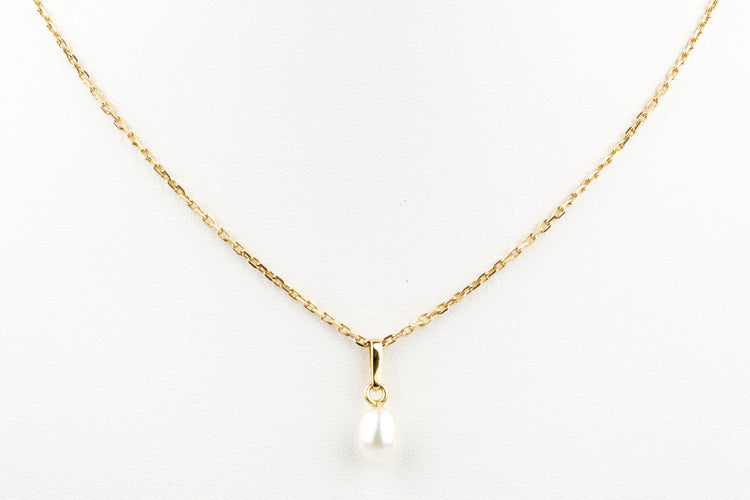 Collier Collier et pendentif perle en or jaune 58 Facettes 21PERLE-62