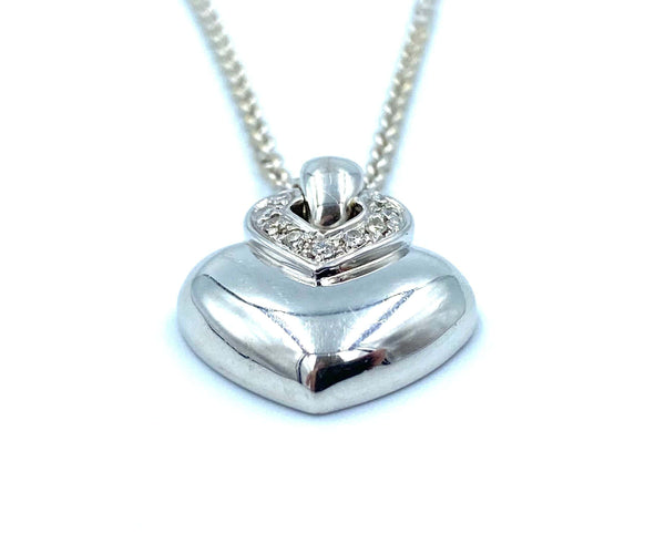 Collier Bvlgari. Pendentif Doppio Cuore or blanc et diamants 58 Facettes