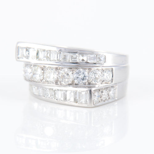 Bague 54 Bague or blanc, diamants ronds et carrés 58 Facettes