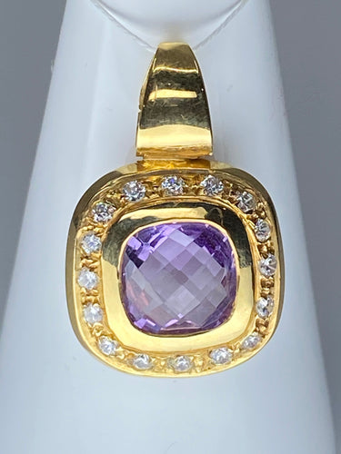 Pendentif Pendentif en or, améthyste, diamants 58 Facettes