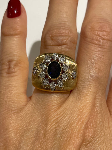 Bague Bague en or brossé Saphir Diamants 58 Facettes