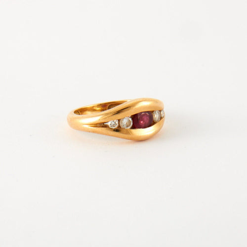 Bague 50 Bague Or jaune Rubis Diamants 58 Facettes