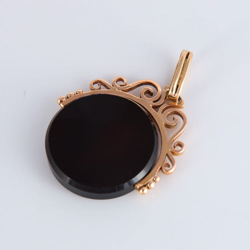 Pendentif Médaillon intaille sur sardoine, XIXème 58 Facettes