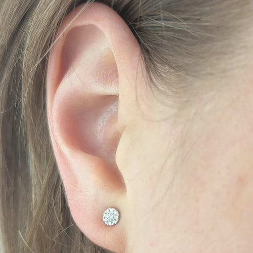 Boucles d'oreilles Boucles d'oreilles Djula Or blanc et diamants 58 Facettes 26346