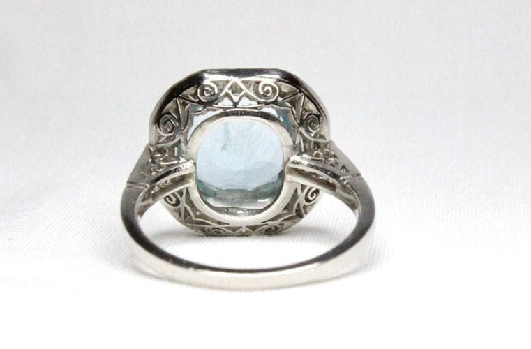 Bague 56 Bague style Art Déco Platine Aigue-marine et Diamants. 58 Facettes