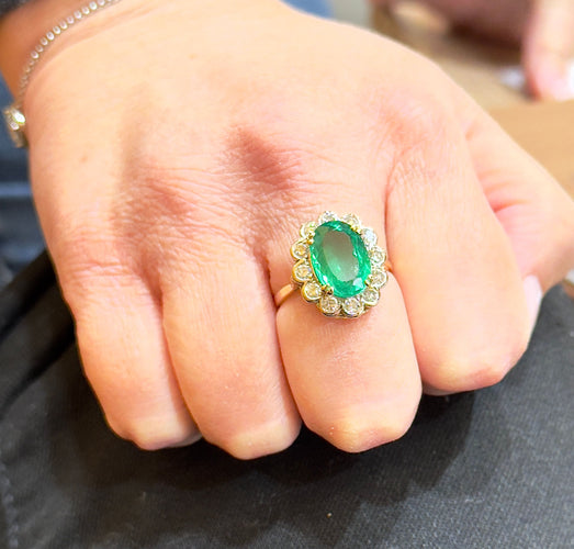 Bague 57 Bague Pompadour émeraude naturelle et diamants 58 Facettes