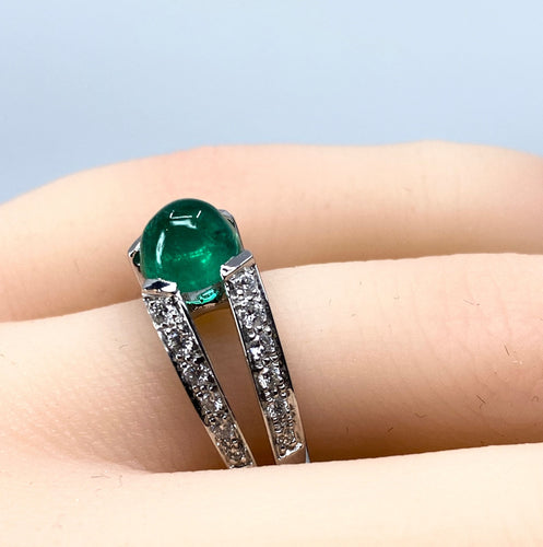 Bague 52 Bague émeraude cabochon diamants 58 Facettes AB250