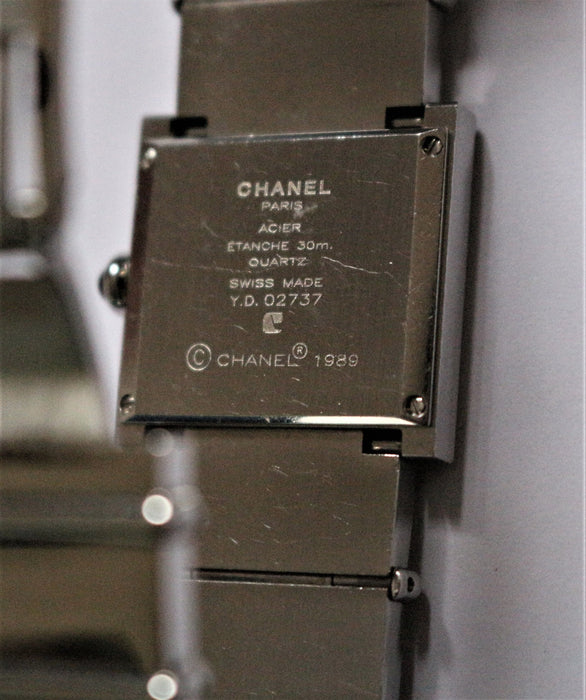 Montre Montre Chanel modèle Mademoiselle en acier 58 Facettes 338