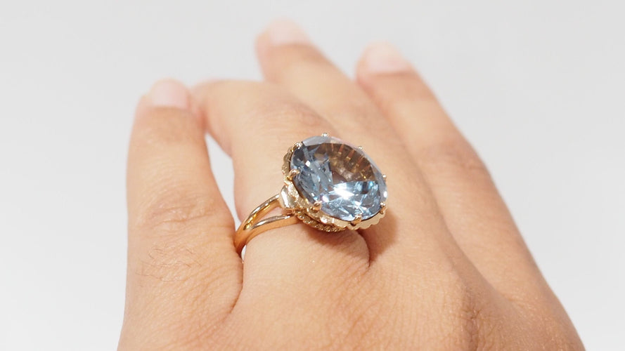 Bague 56 Bague vintage en or rose et topaze bleue 58 Facettes 32331