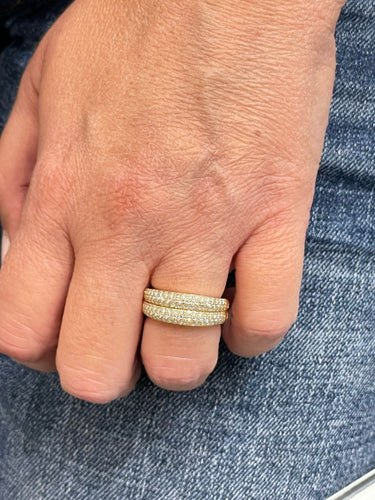 Bague Bague en or jaune 18 carats et diamants signée Fred 58 Facettes