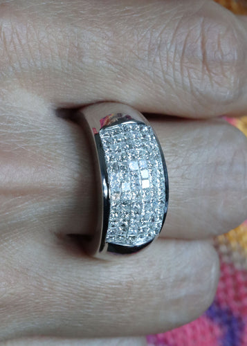 Bague Bague Or blanc et Diamants 58 Facettes RNG2115