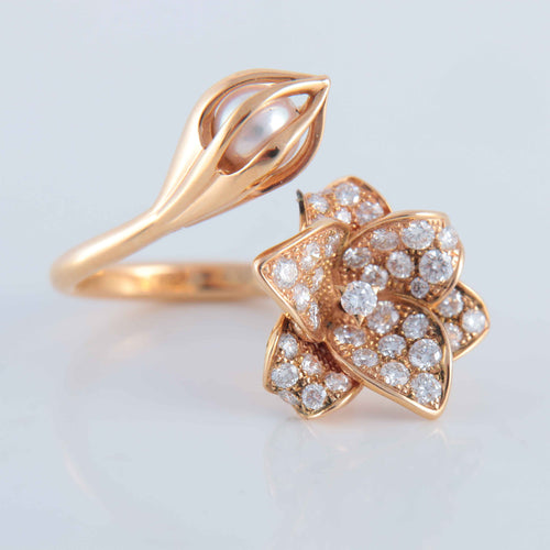 Bague 52 Bague Mellerio "Bourgeon" diamants et perles 58 Facettes