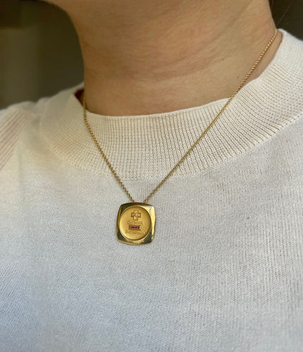 Pendentif Médaille Amour Augis , Diamant et Rubis 58 Facettes