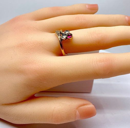 Bague 58 Bague Or jaune Diamants Pierre rouge 58 Facettes AB279