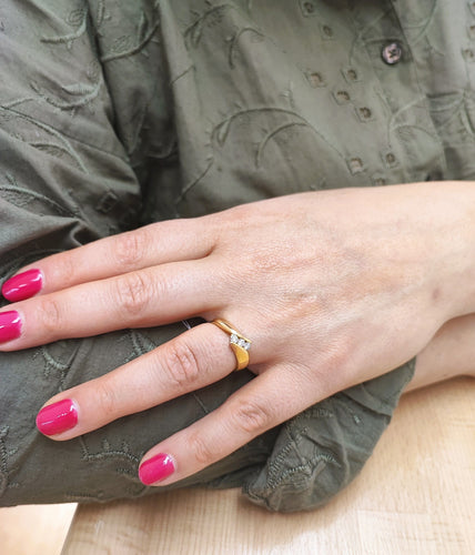 Bague 54 Bague trilogie or jaune diamants 58 Facettes 783.1.Trio