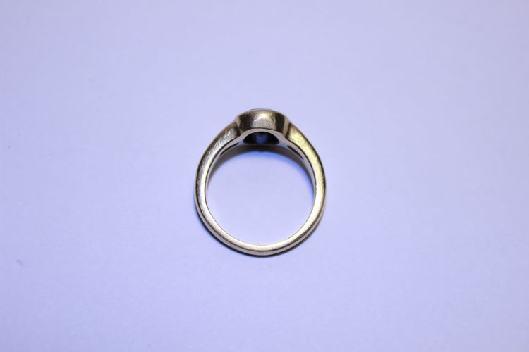 Bague 51 Bague Or  Diamants taille baguette et Saphir 58 Facettes