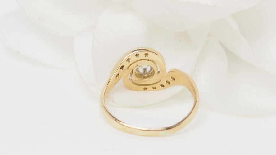 Bague 56 Bague Tourbillon en or et platine, diamants 58 Facettes 32583