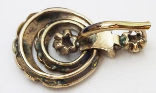 Boucles d'oreilles Vintage 8 karat gold and Diamond earrings 58 Facettes