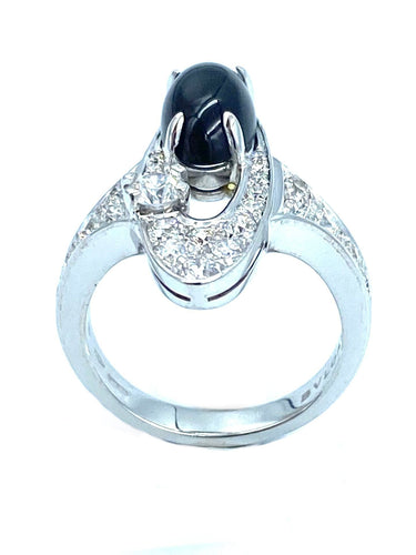 Bague BVLGARI. Bague Elisia or blanc diamants et onyx 58 Facettes