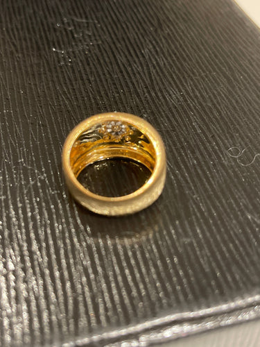 Bague Bague en or brossé et Diamants 58 Facettes