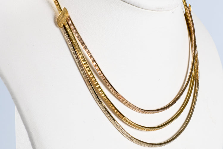 Collier Collier trois rangs trois ors 750 entièrement ciselé 58 Facettes BA2173-37-101