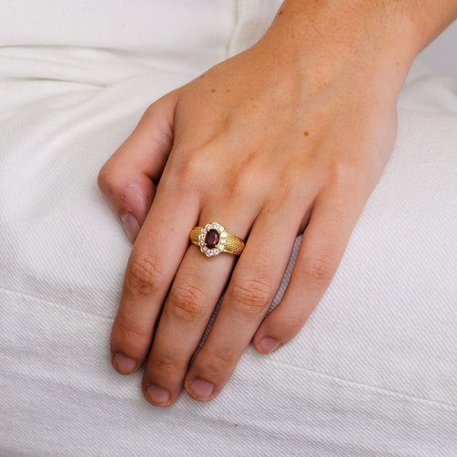 Bague 52.5 Bague Marguerite Rubis birman 58 Facettes 2.197