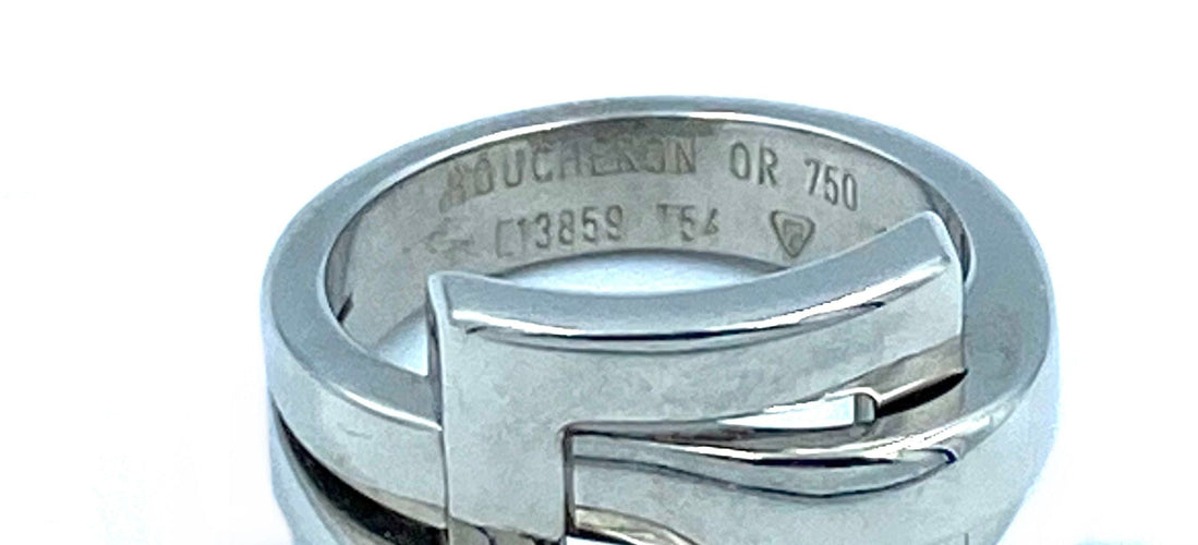 Bague 54 Boucheron. Bague or blanc 58 Facettes