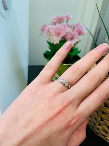 Bague Bague trilogie Or Gris Diamants 58 Facettes 20400000349