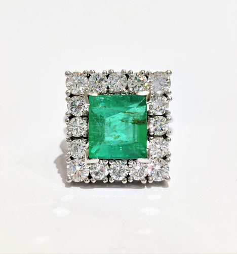 Bague 51 Bague platine émeraude entourage diamants 58 Facettes 1-775/4