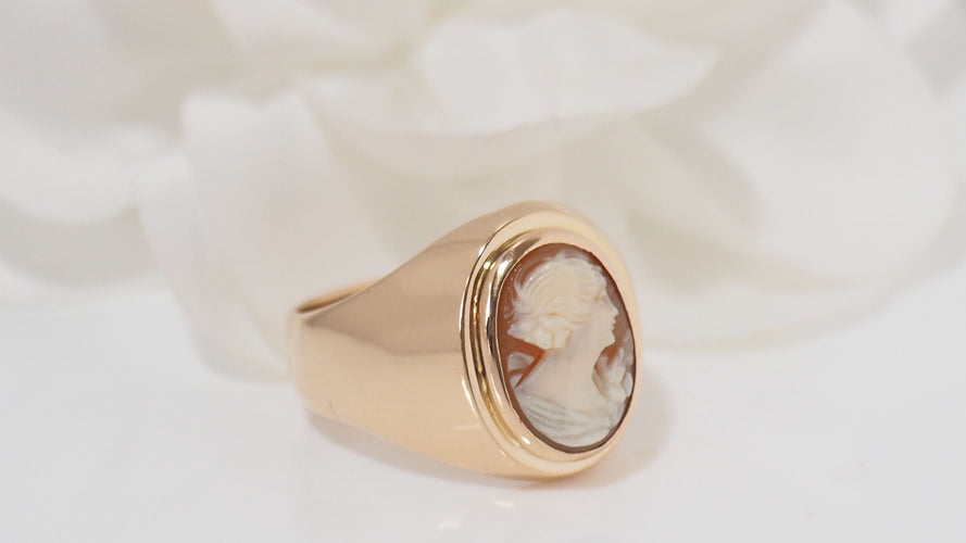 Bague Bague jonc en or rose et camée 58 Facettes 31802