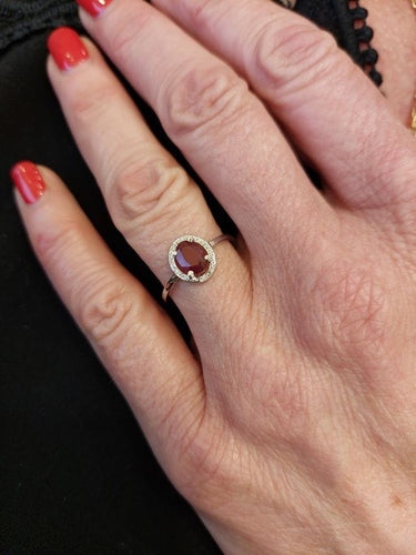 Bague 57 BAGUE RUBIS ET DIAMANTS 58 Facettes 074101