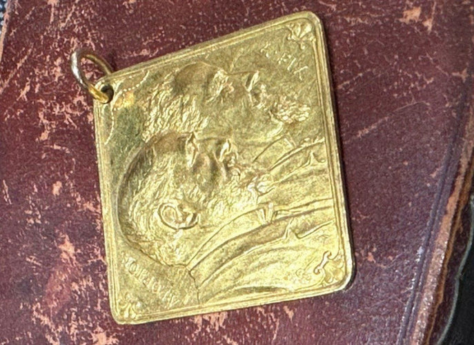 Pendentif Médaille Française d'Honneur Maison Portois 58 Facettes