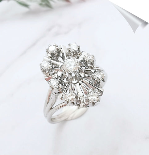 Bague 61.5 Bague Ancienne Diamants Or Blanc 58 Facettes AA 1552