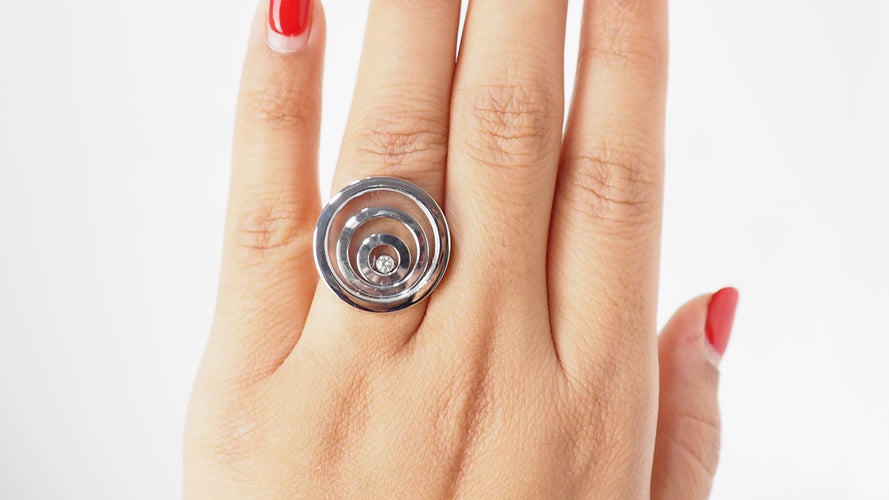 Bague 51 CHOPARD - bague Happy Spirit en or blanc et diamant 58 Facettes 31845