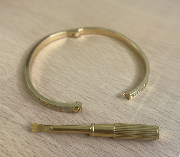 Bracelet Bracelet Cartier Love Pavé Diamants PM 58 Facettes 20400000404/ LI