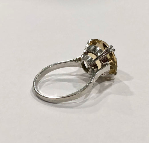Bague 53 Bague rétro citrine et or blanc 58 Facettes