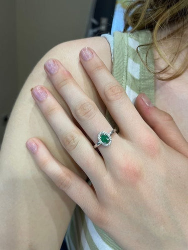 Bague 54 BAGUE MODERNE ÉMERAUDE ET DIAMANTS 58 Facettes 050941