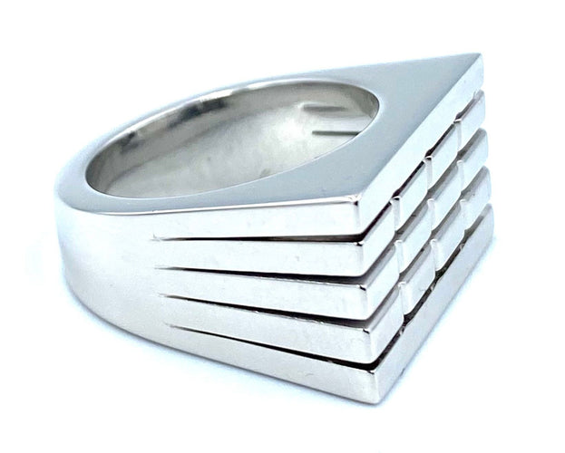 Bague PIAGET. Bague moderniste en or blanc 58 Facettes