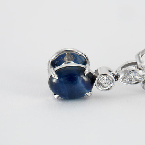 Boucles d'oreilles Boucles d'oreilles Pierre de lune Diamants et Saphirs 58 Facettes 000