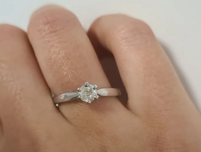 Bague 52 Bague solitaire en Or Blanc, diamants 58 Facettes