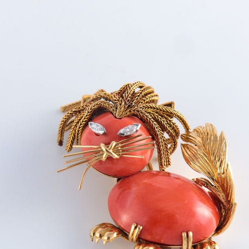 Broche Broche chat en or, diamants et corail 58 Facettes 513